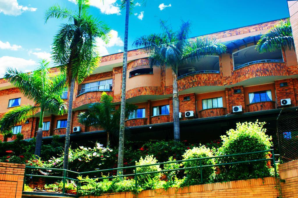 Hotel Palmera Real Bucaramanga Exterior photo